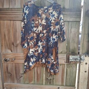 LOGO by Lori Goldstein Floral Tunic in Blue and Brown